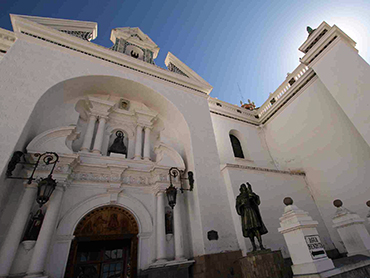 De kathedraal van Copacabana